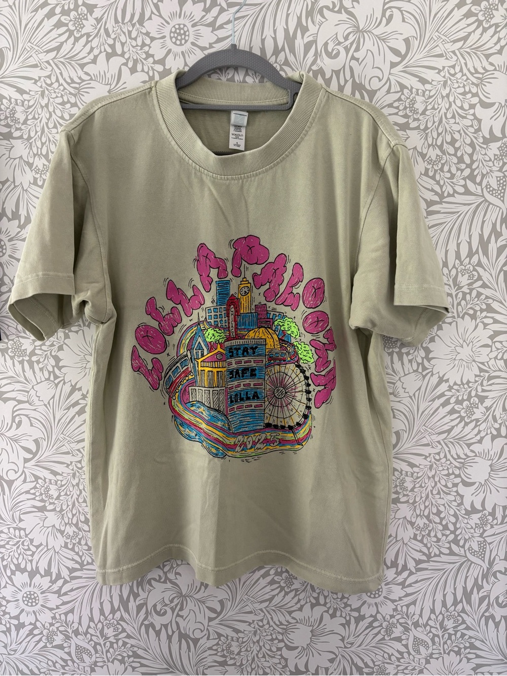2025 Lollapalooza Festival Shirt Small